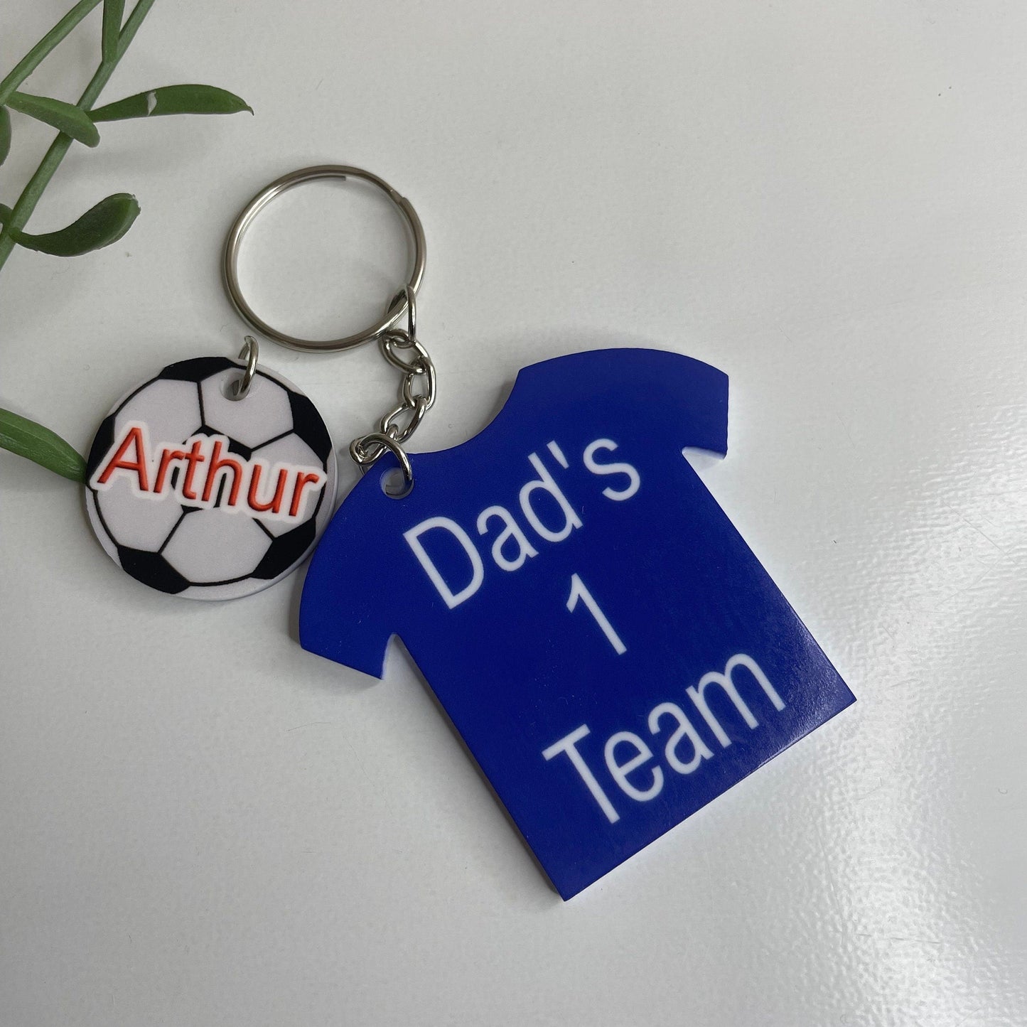 Dad's Football Team T-Shirt Keyring