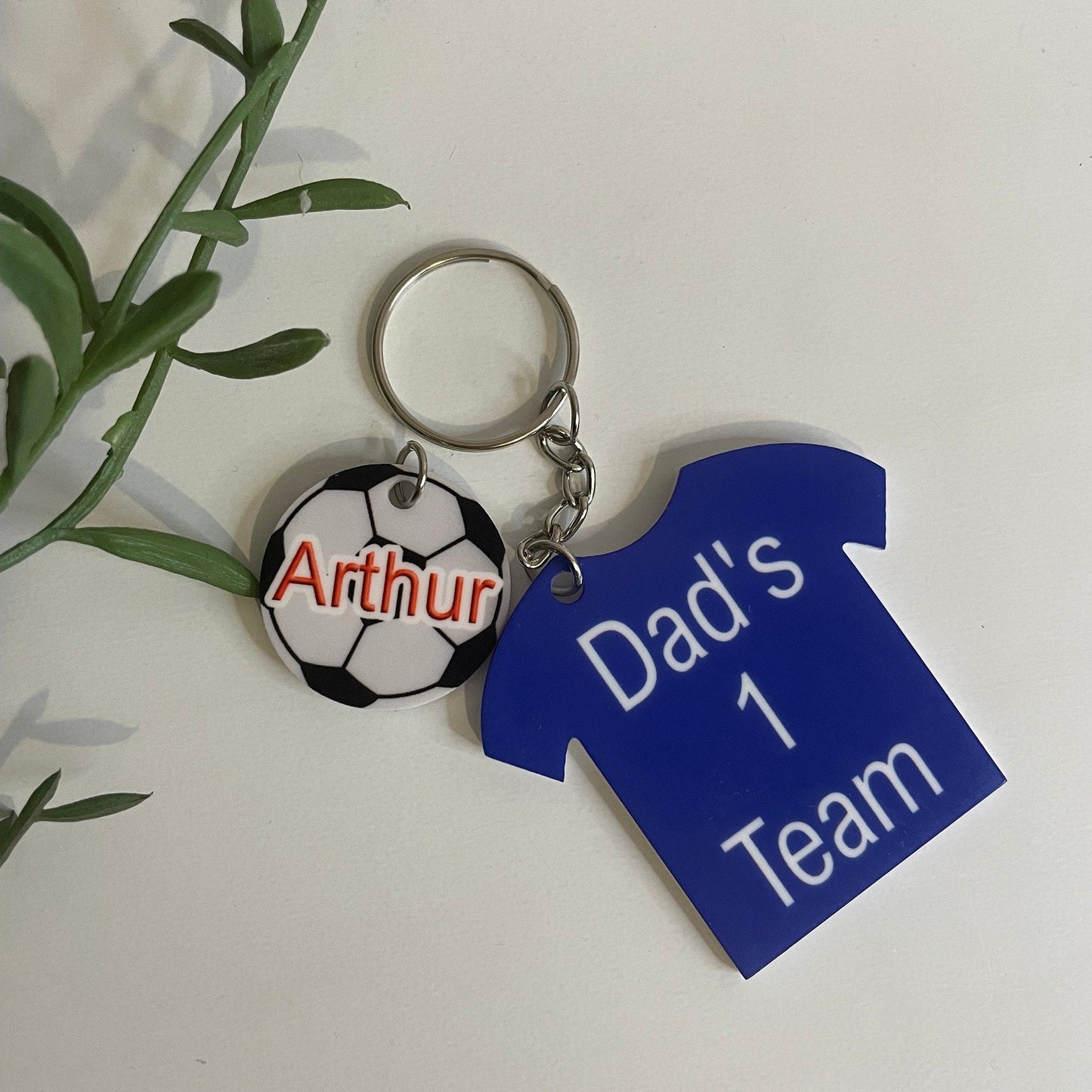 Dad's Football Team T-Shirt Keyring
