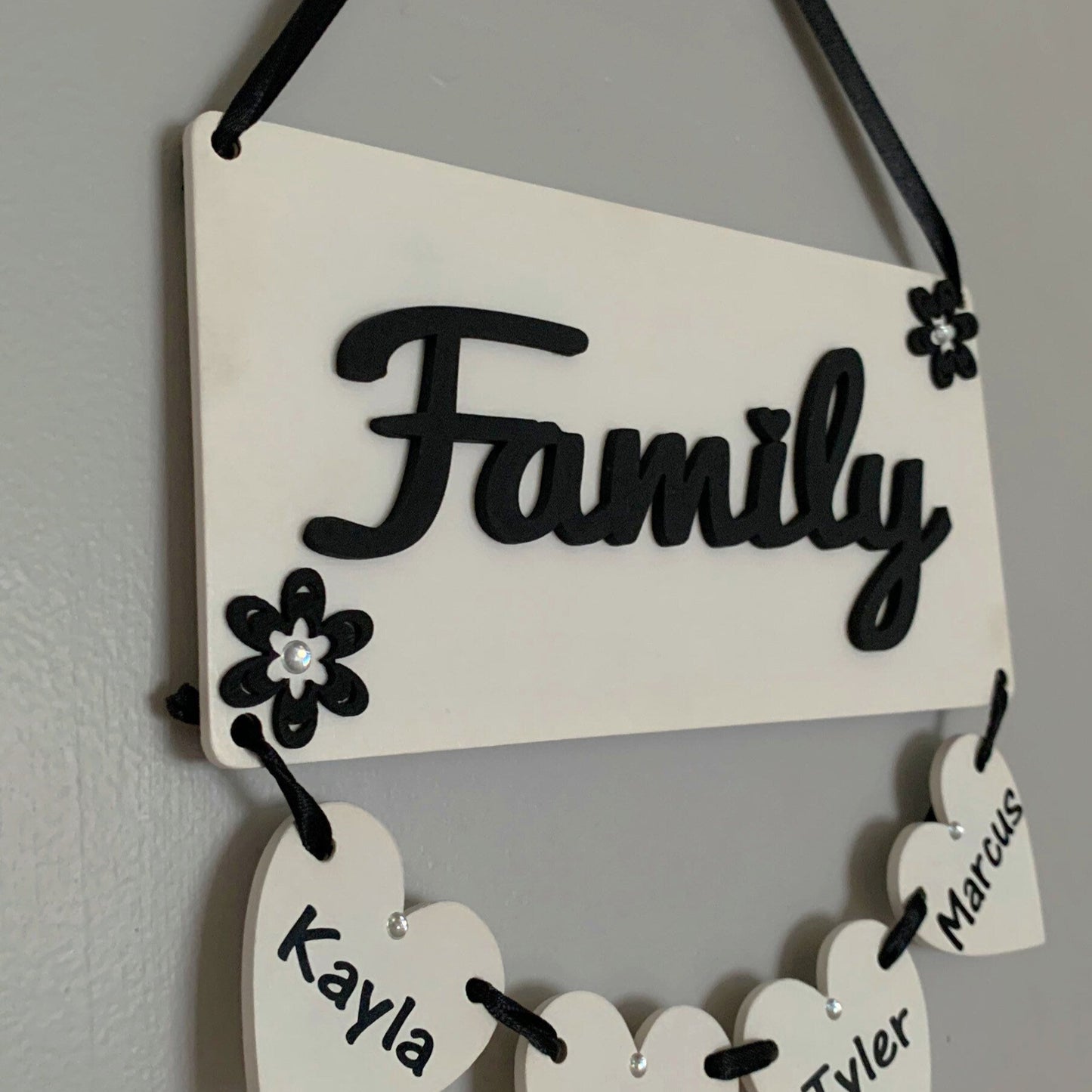 Personalised Family & Grandchildren Hanging Hearts Plaque