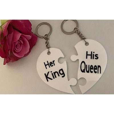 His Queen Her King Heart keychains