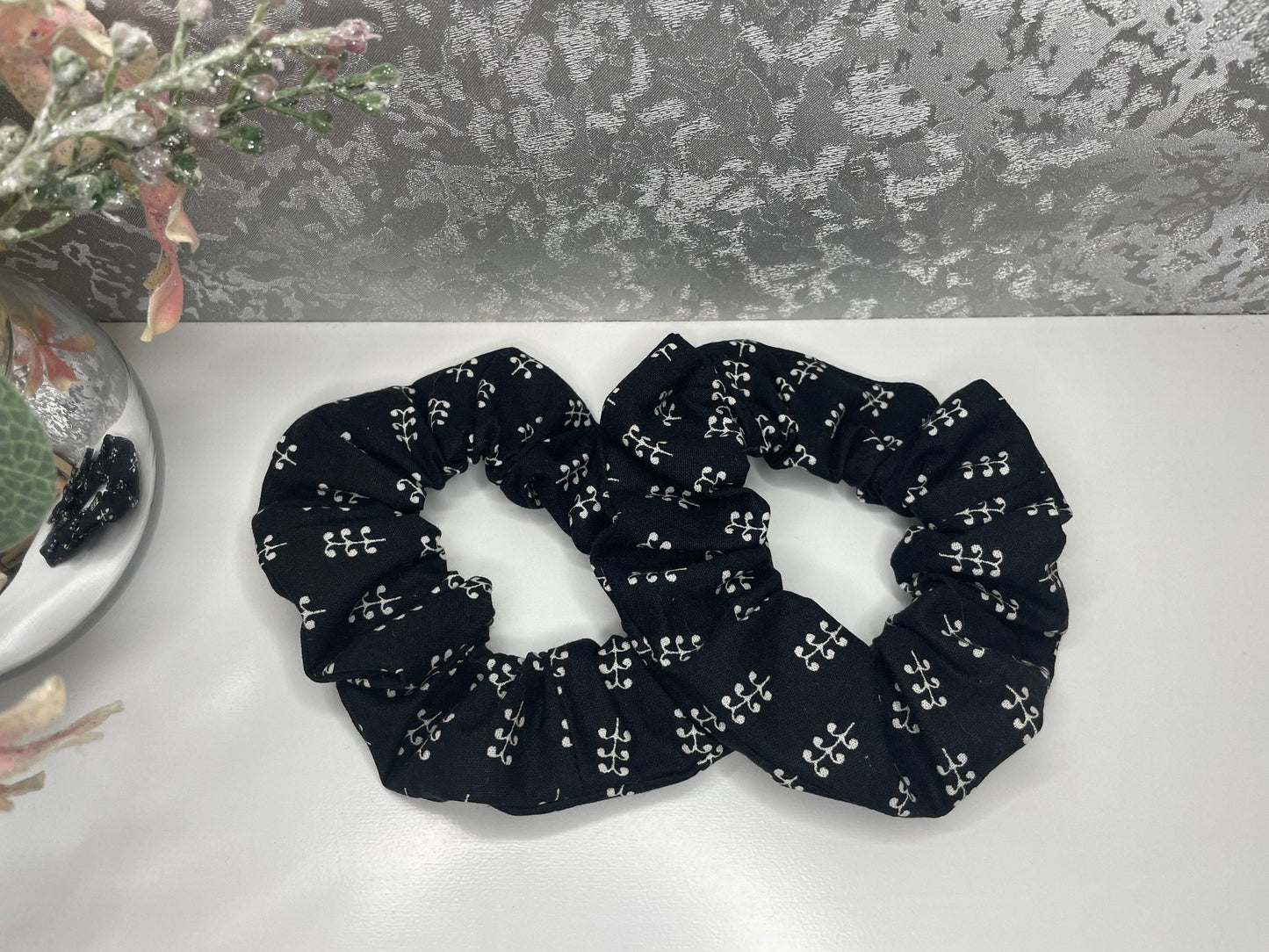 Women's Large Scrunchies