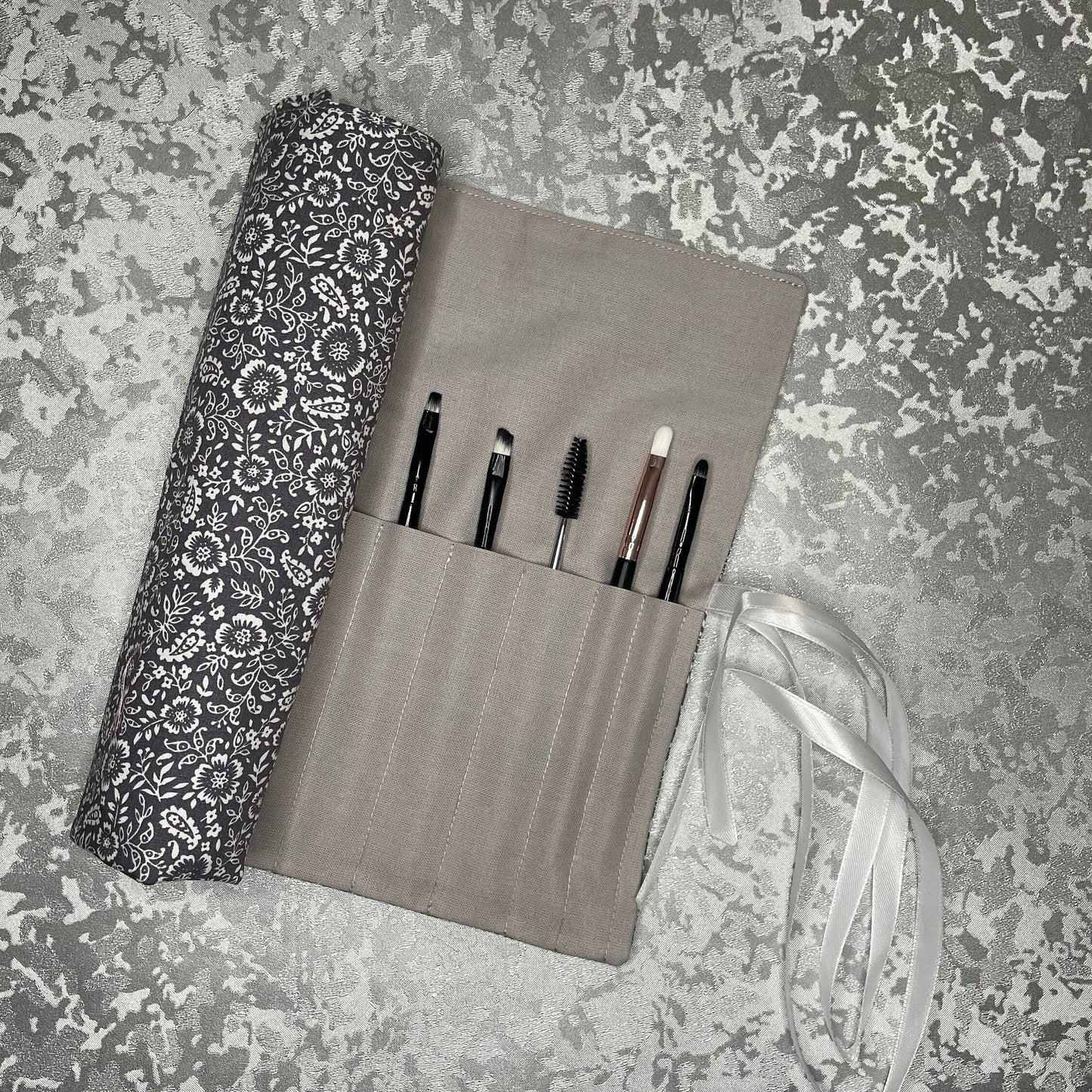 Cosmetic Make-Up Brush Roll Wrap