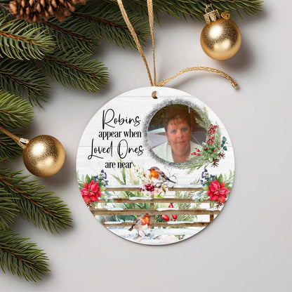 Robins Appear when Loved Ones Are Near Bauble