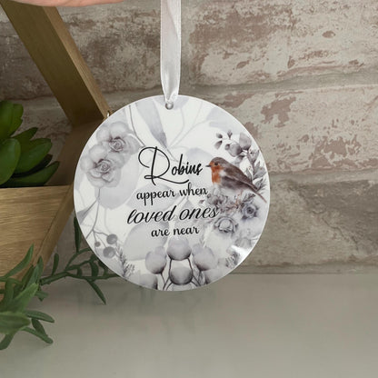 Robins Appear when Loved Ones Are Near Bauble