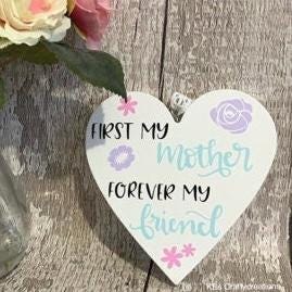 Mum Wooden Hanging Heart