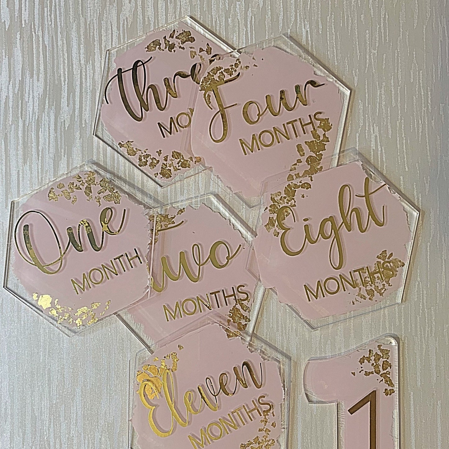 Hello World Baby First Months Milestone Discs